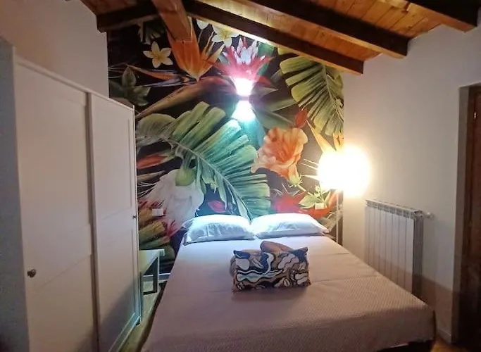 Apartamento D E C A D E N C E -wine Calling!