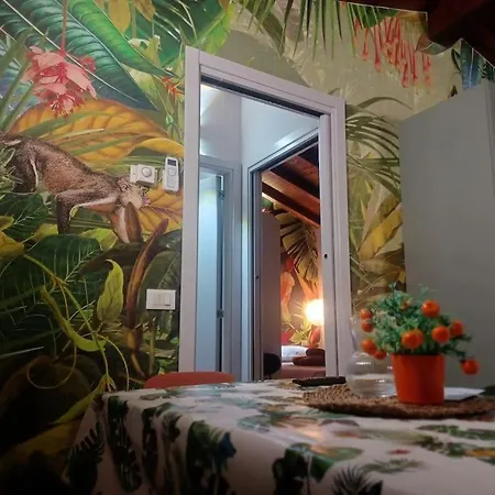 D E C A D E N C E -wine Calling! Appartement Rovato